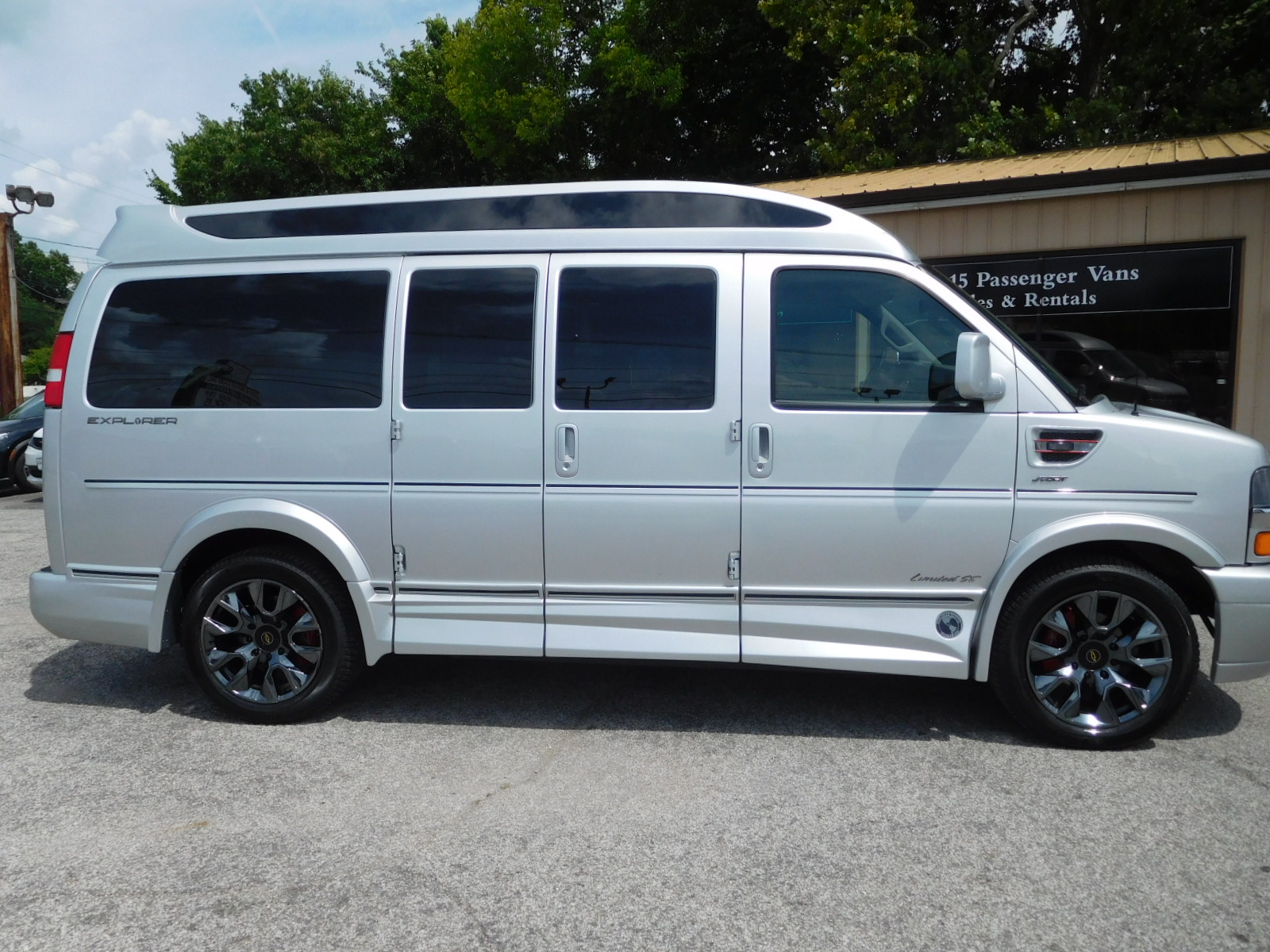chevrolet express cargo 2024 1GCWGAF71R1259104 image chevrolet express cargo 2024 1GCWGAF71R1259104 image